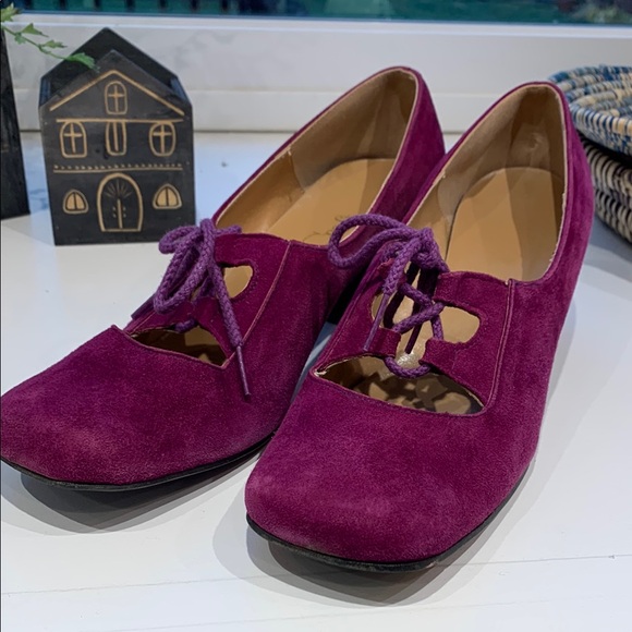 Vintage 1960's Mod Style Square Toe Mary Janes in Purple Suede by QualiCraft - Picture 1 of 15